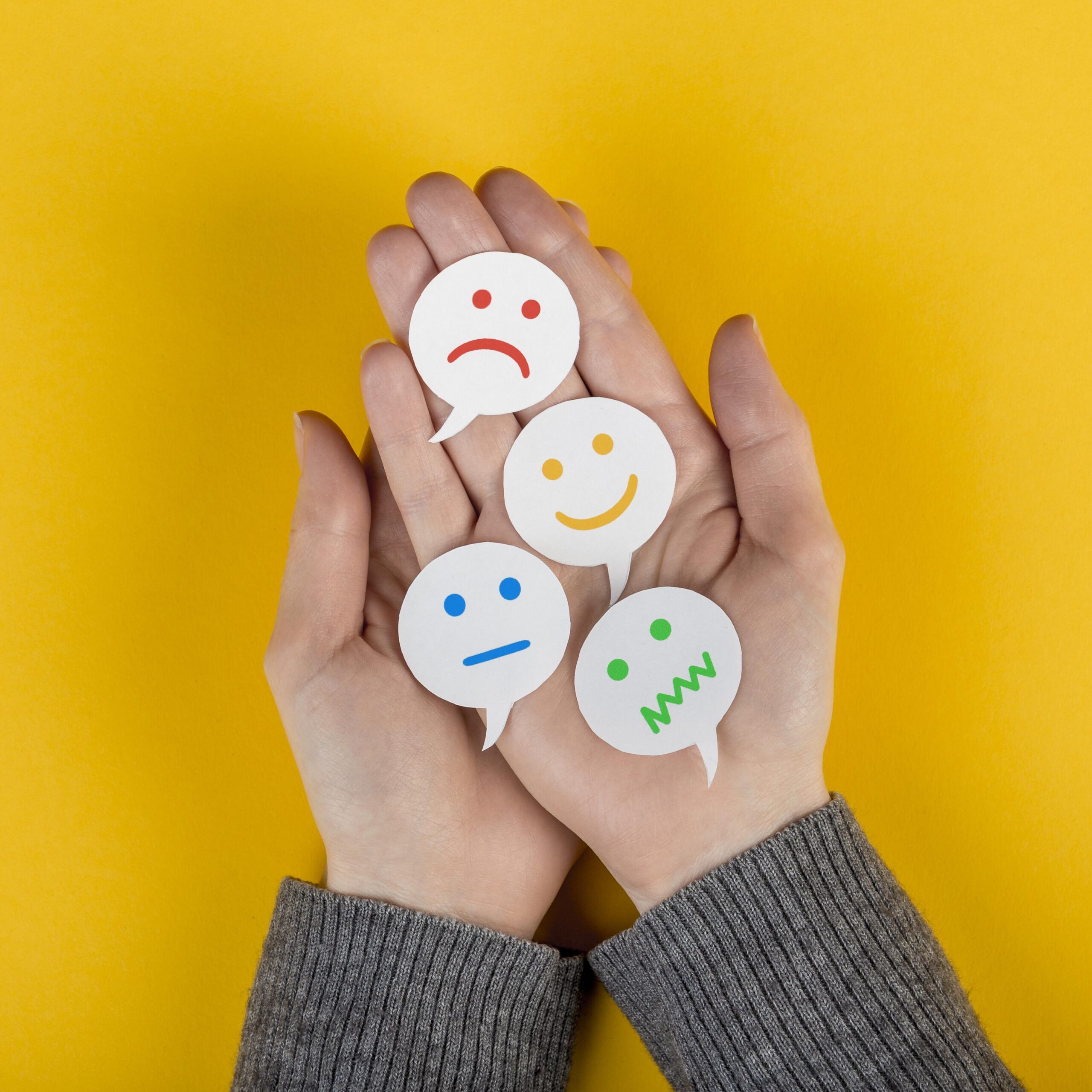 MonaPsyche - Emotional Intelligence vs. IQ: Which is More Important?