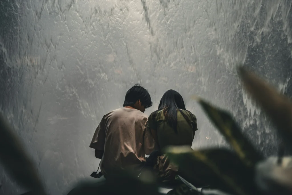 Break Free from a Toxic Relationship | Trauma Bond Help 3 boy and girl image siting together. on article Break Free from a Toxic Relationship